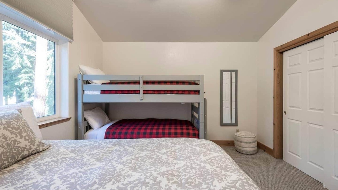 Photo of Bedroom in Ridgewood