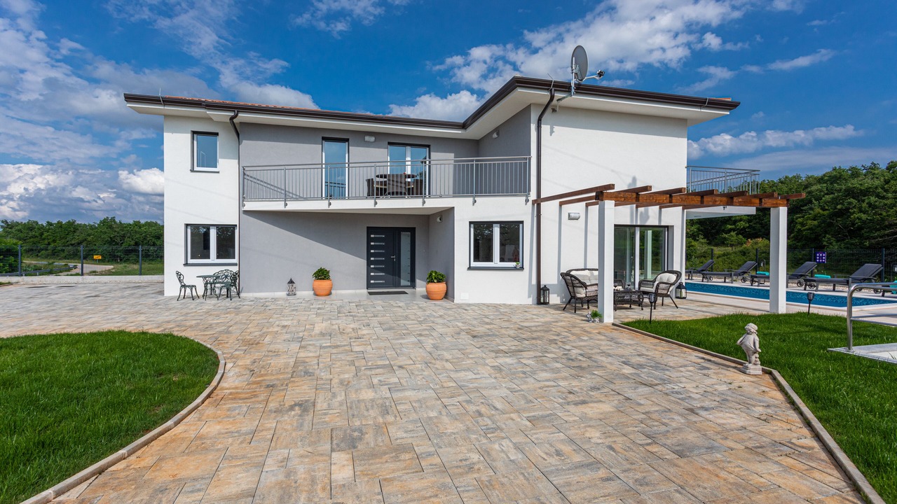 Photo of Outdoor in Buje