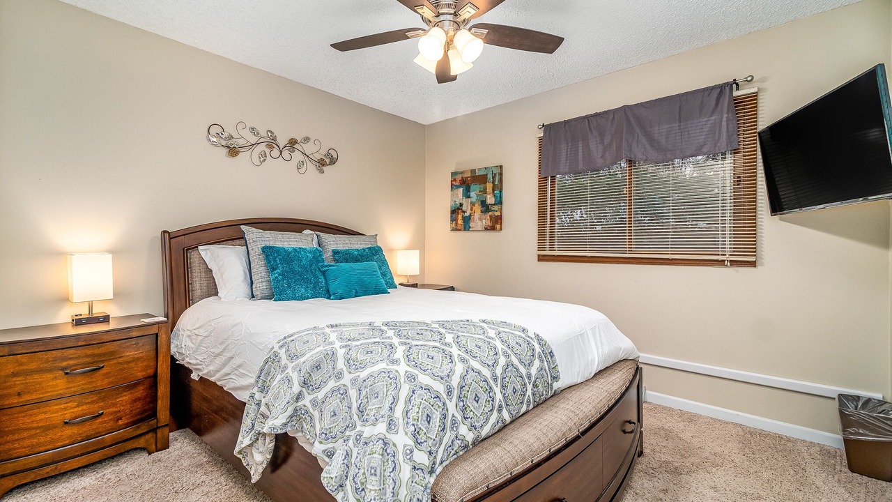 Photo of Bedroom in Elgin