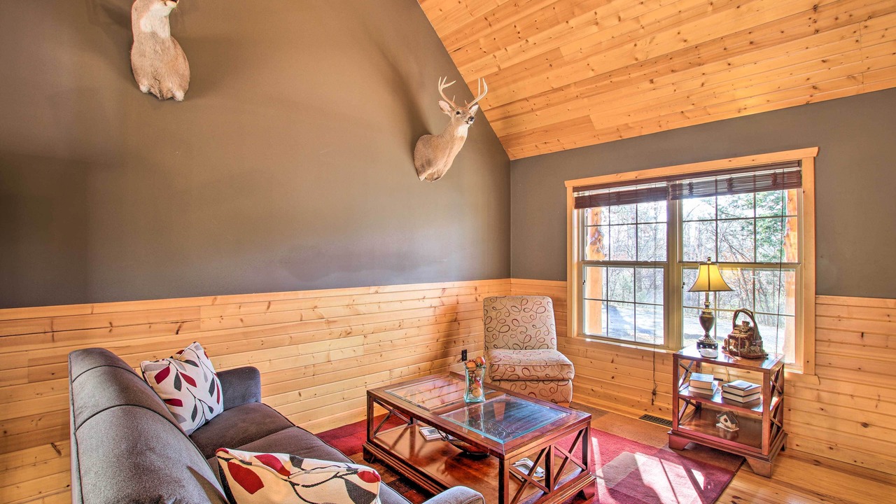 Photo of Livingroom in New Haven