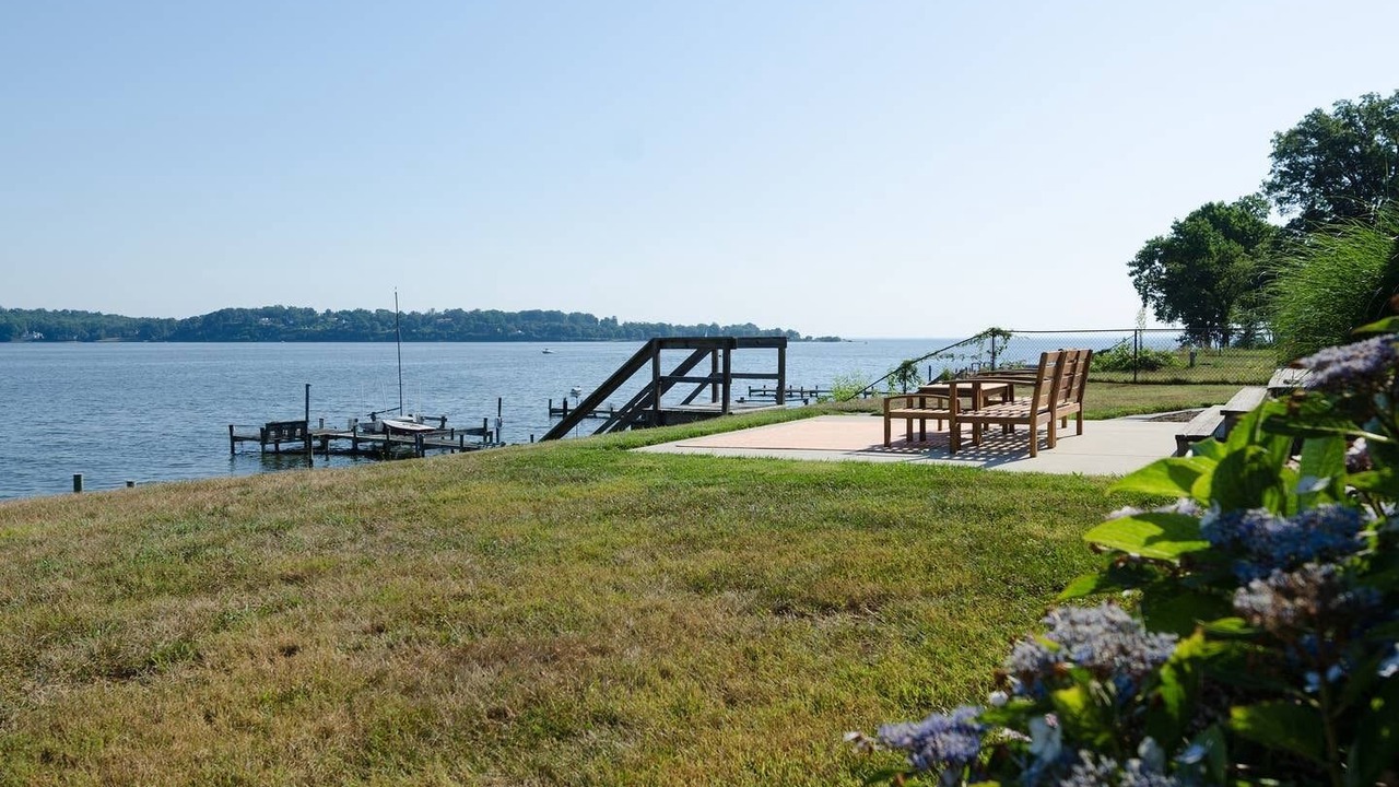 Photo of Outdoor in Cape Saint Claire