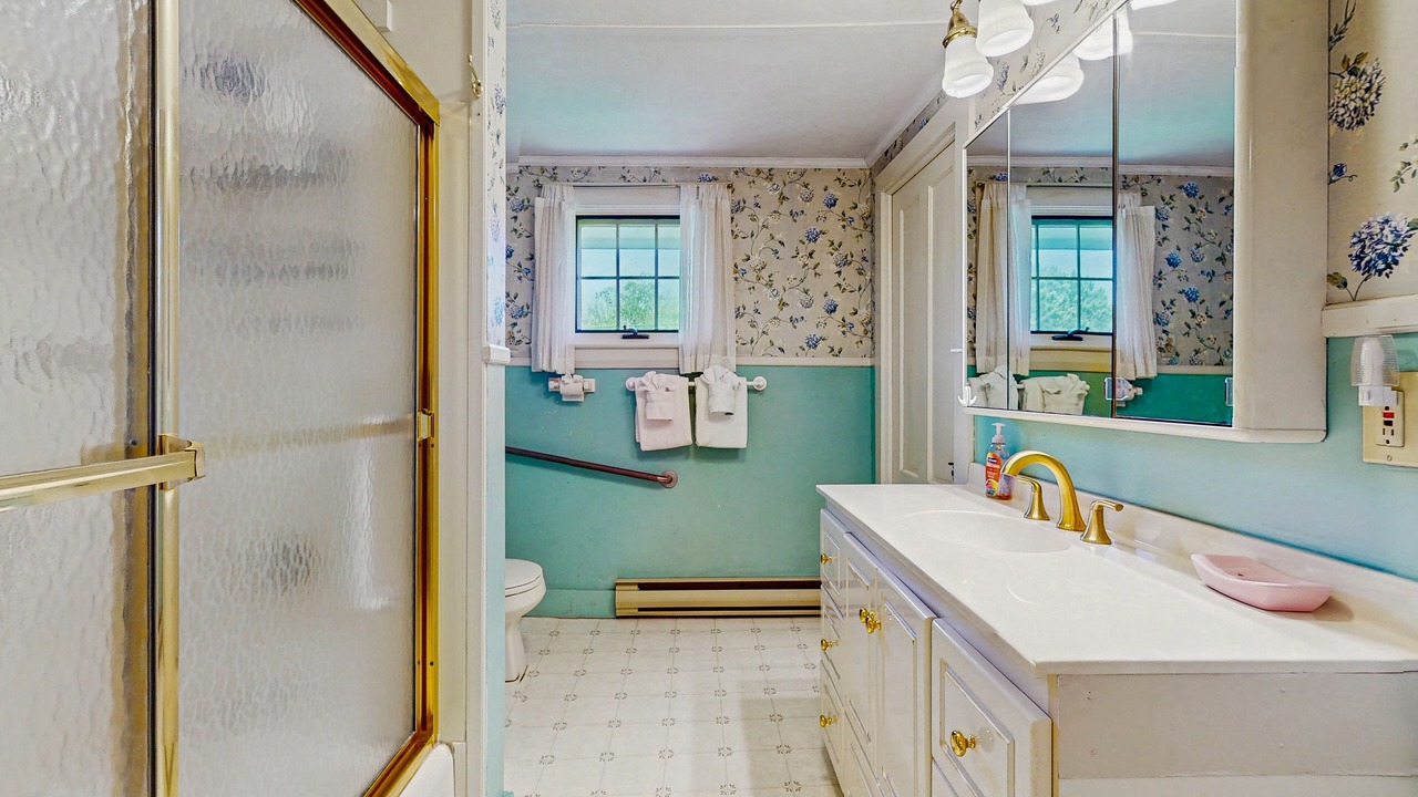 Photo of Bathroom in Rockport