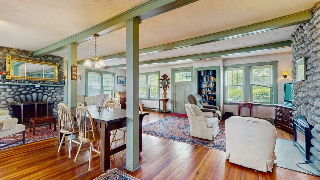 Photo of Livingroom in Rockport