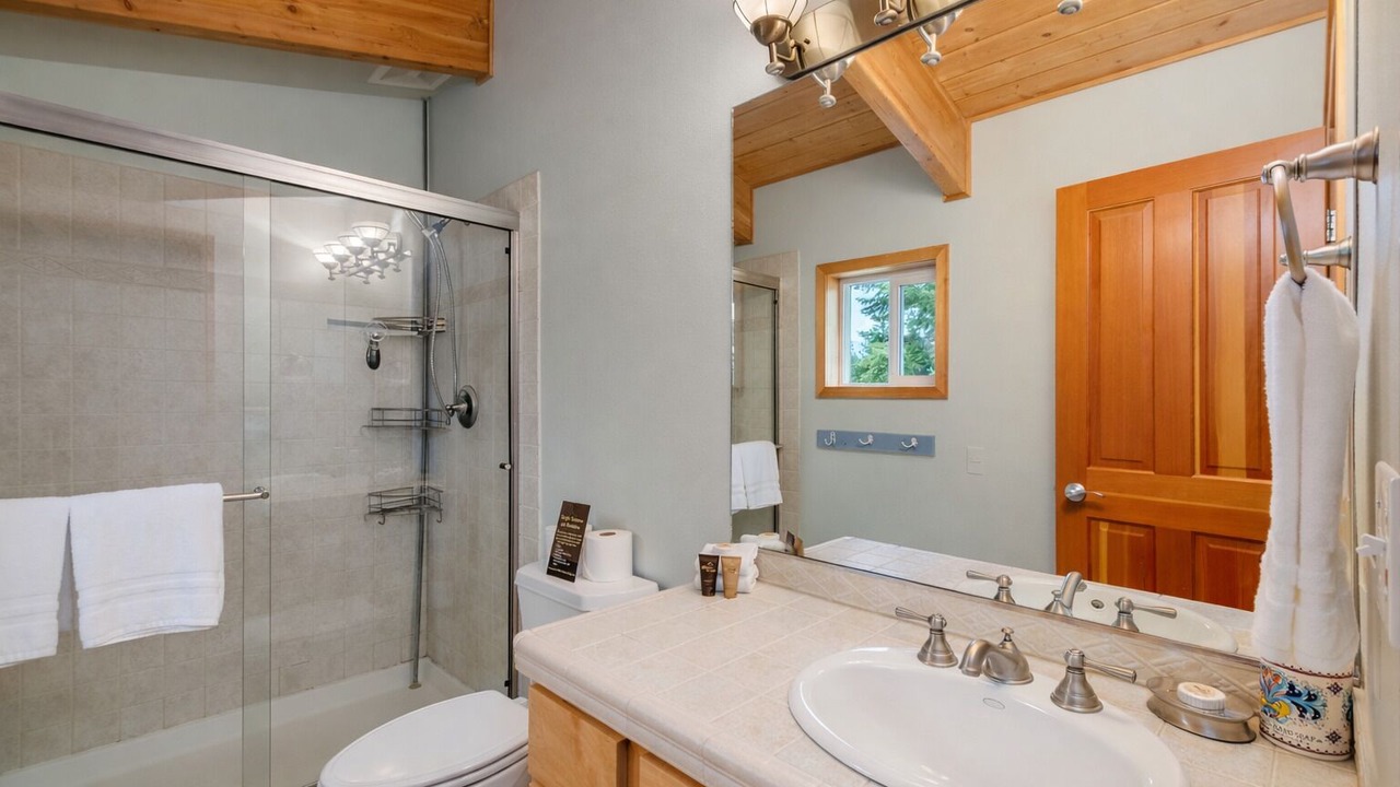 Photo of Bathroom in Leavenworth