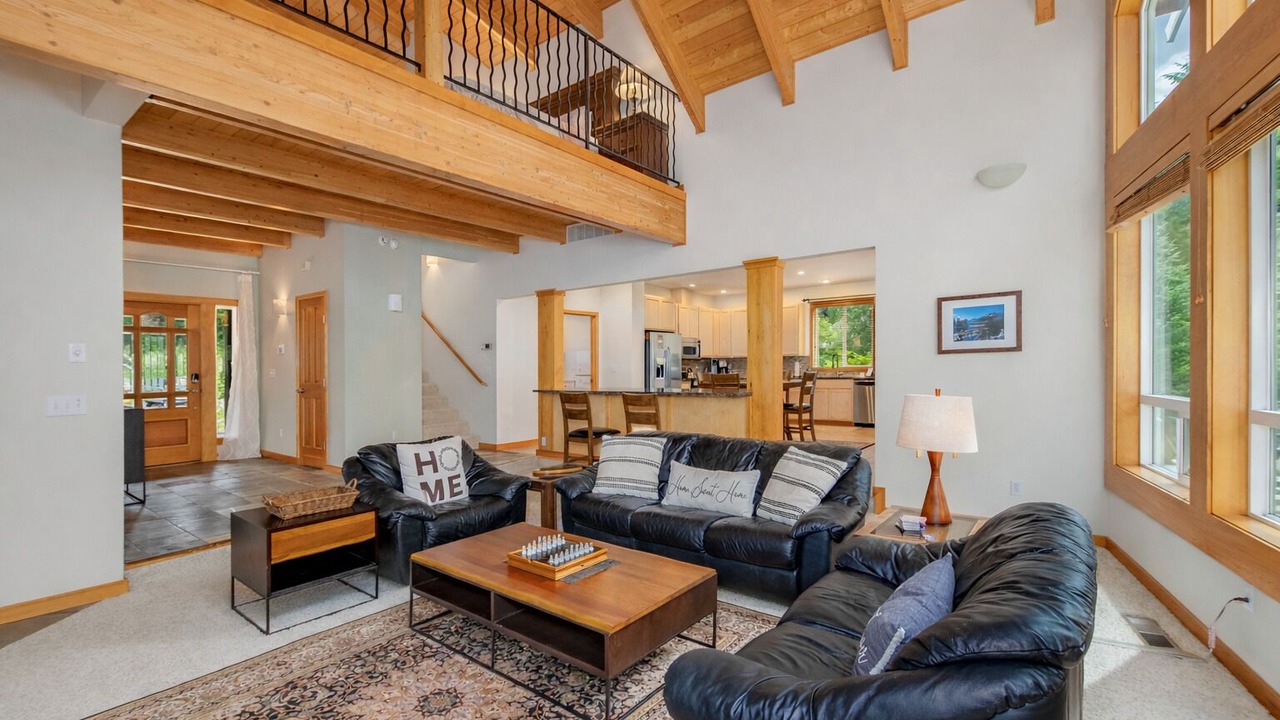 Photo of Livingroom in Leavenworth
