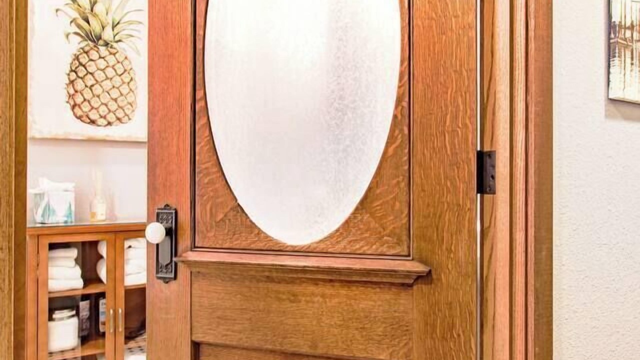 Photo of Bathroom in Cathlamet