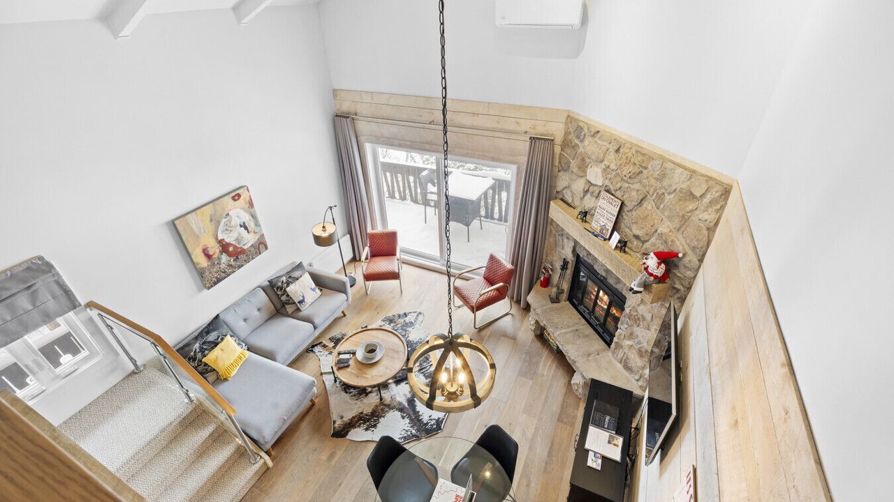 Photo of Livingroom in Mont-Tremblant