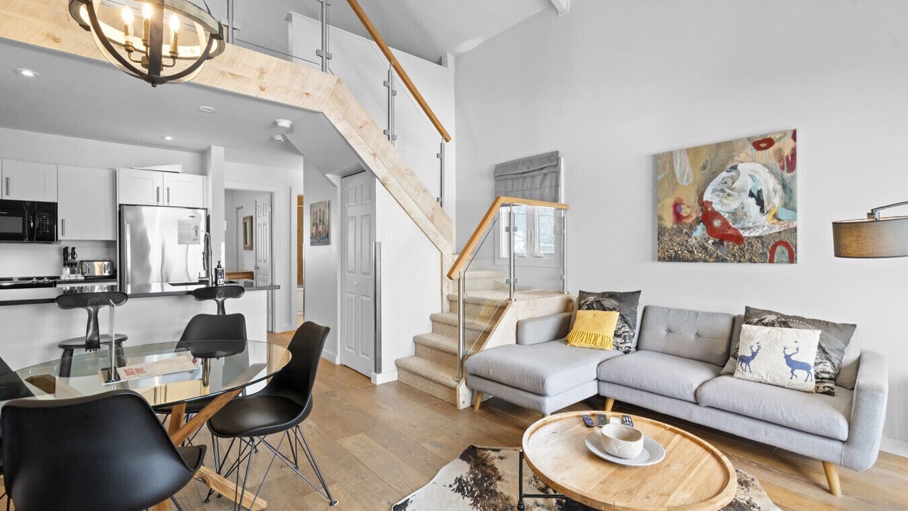 Photo of Livingroom in Mont-Tremblant