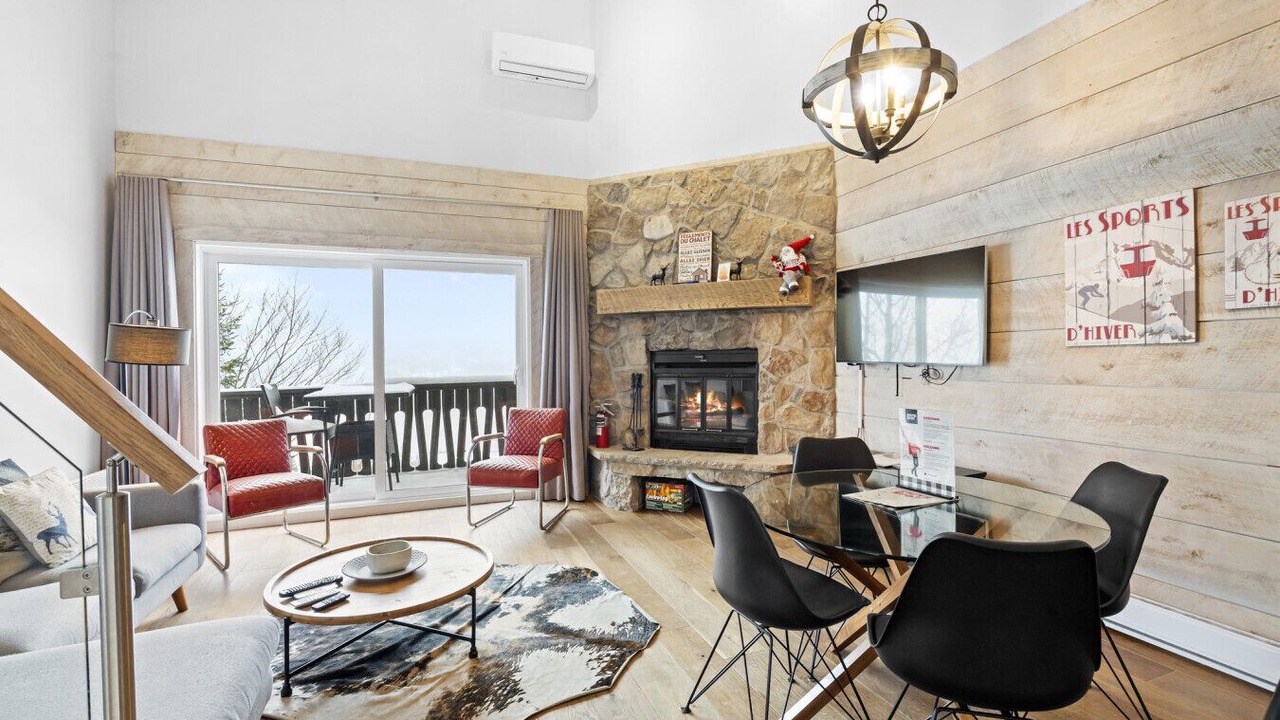 Photo of Livingroom in Mont-Tremblant