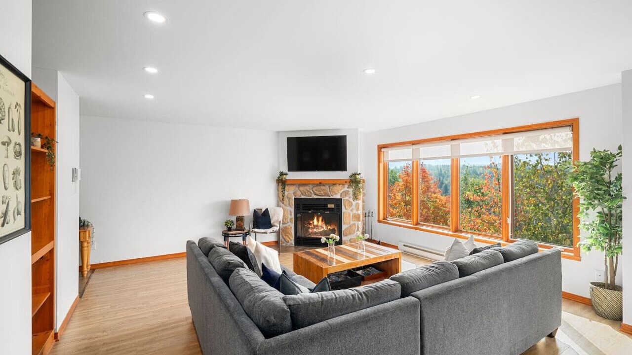 Photo of Livingroom in Mont-Tremblant