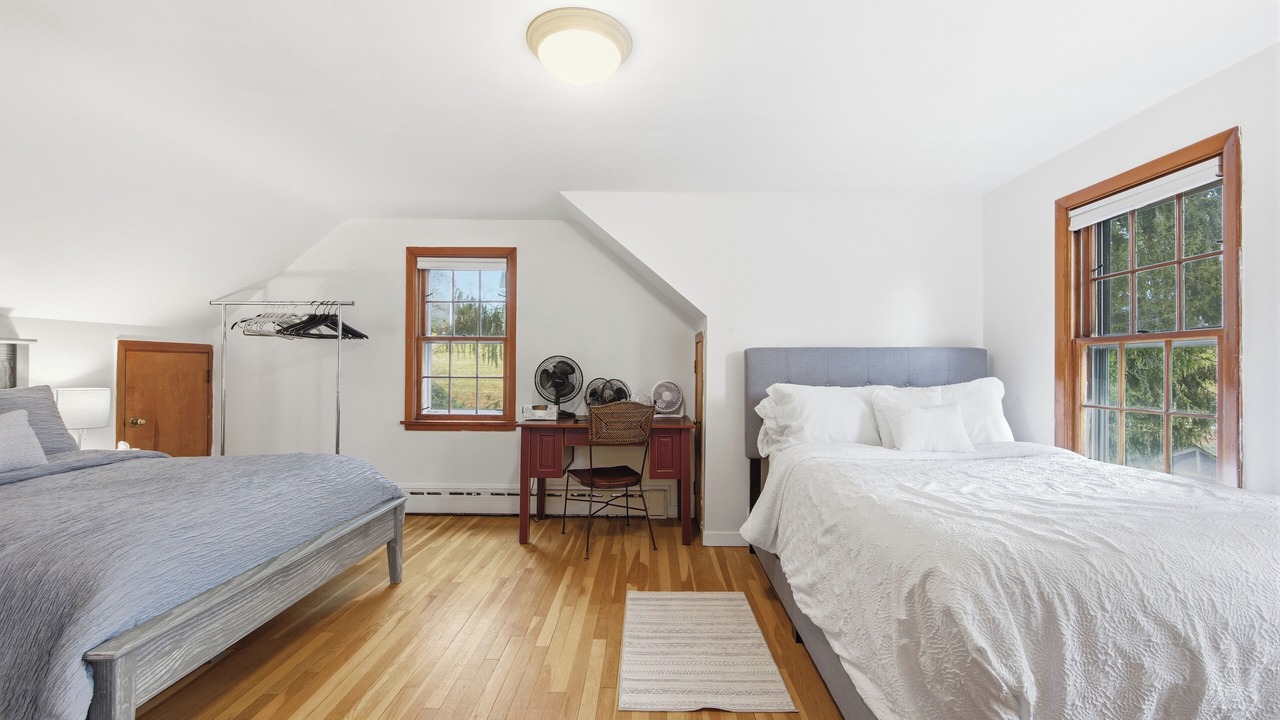 Photo of Bedroom in Mystic