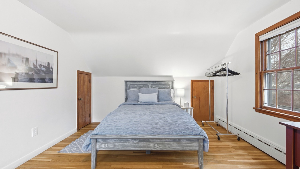Photo of Bedroom in Mystic