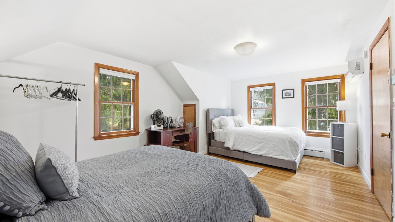 Photo of Bedroom in Mystic