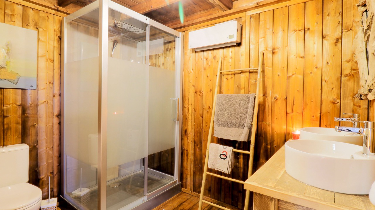 Photo of Bathroom in Trets