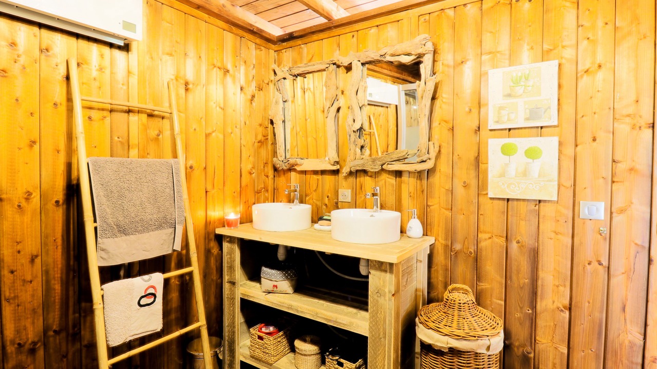 Photo of Bathroom in Trets