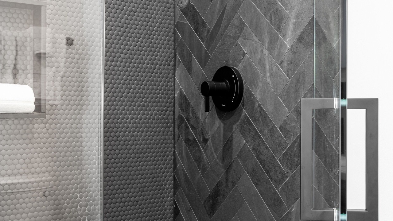 Photo of Bathroom in Downtown Dallas
