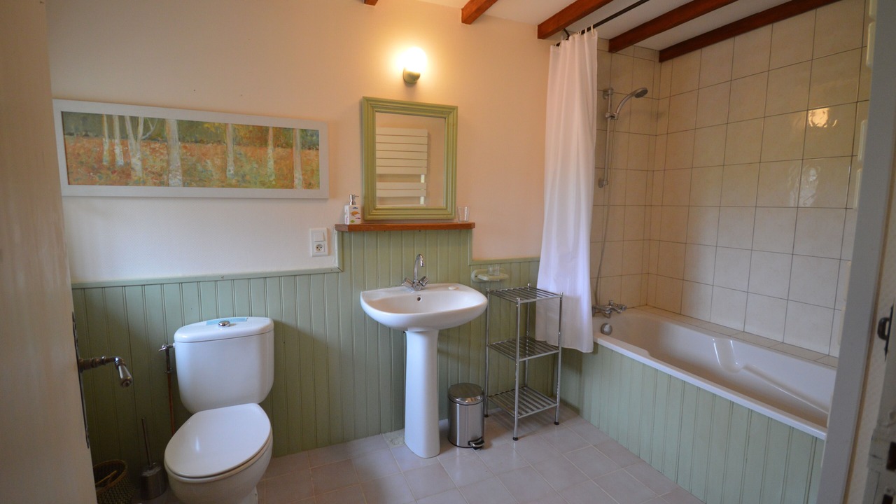 Photo of Bathroom in Gers