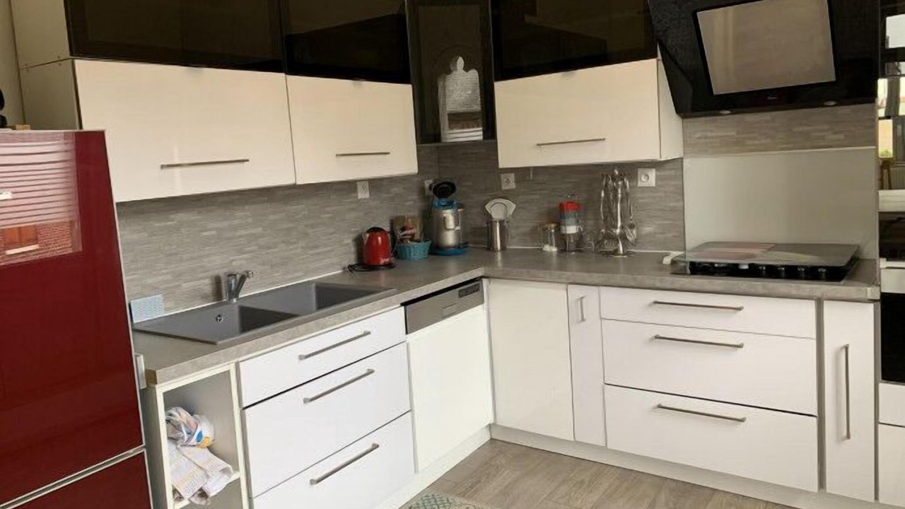 Photo of Kitchen in Arques-la-Bataille