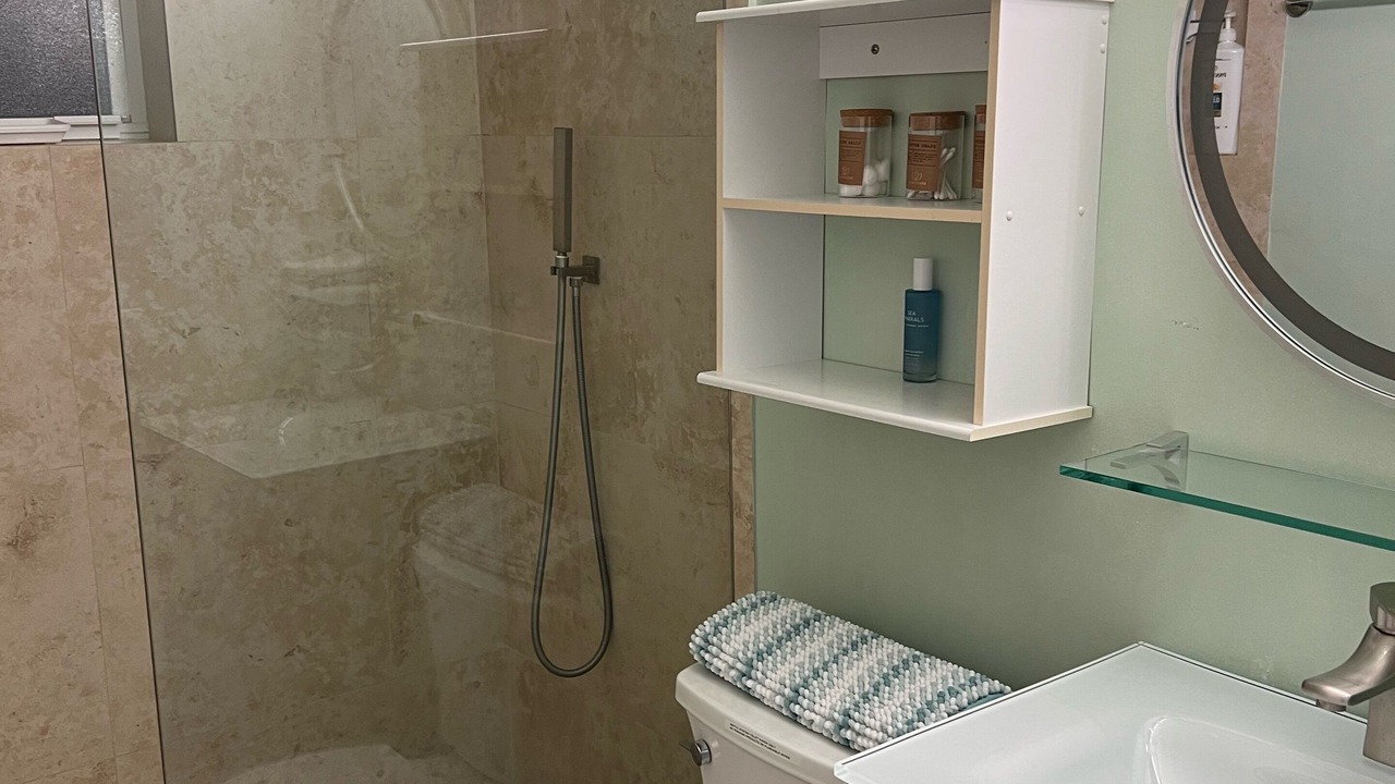 Photo of Bathroom in Playland Estates