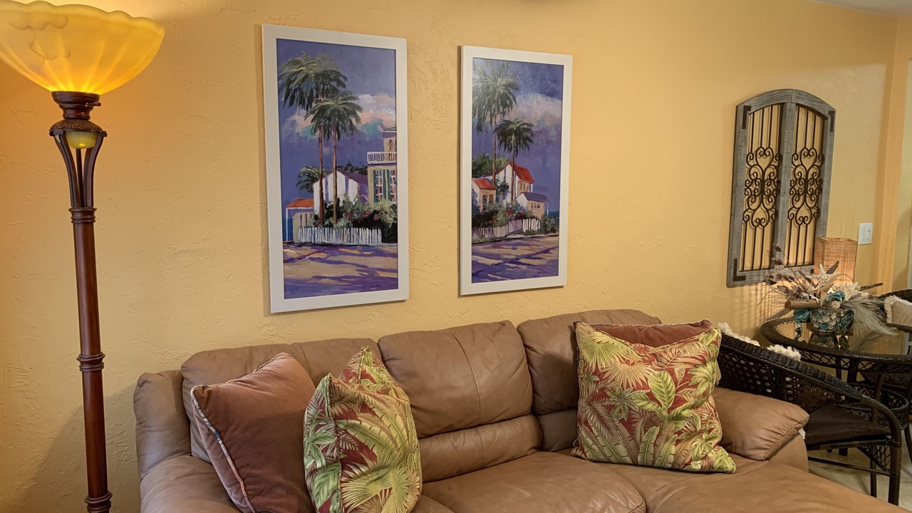 Photo of Livingroom in Playland Estates
