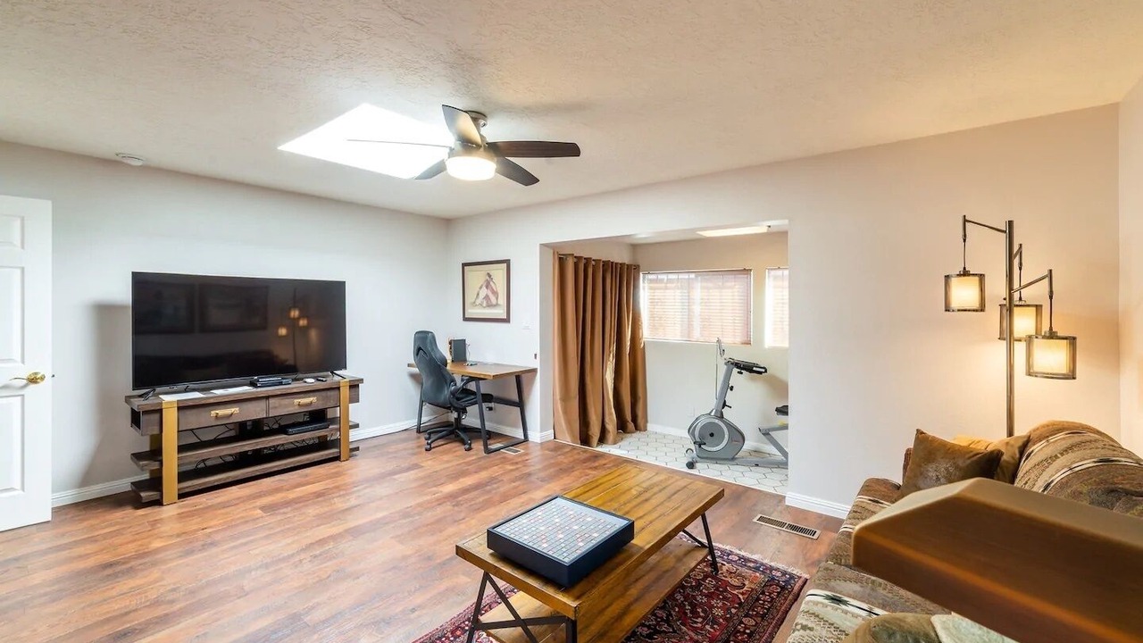 Photo of Livingroom in Bear Canyon
