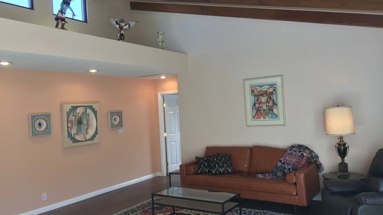 Photo of Livingroom in Bear Canyon