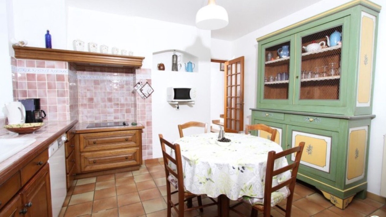Photo of Kitchen in Mirabel-aux-Baronnies