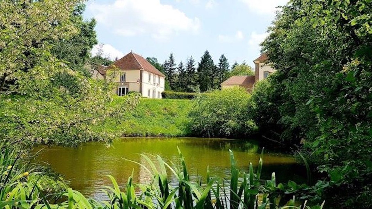 Photo of Outdoor in Villeneuve-sur-Yonne