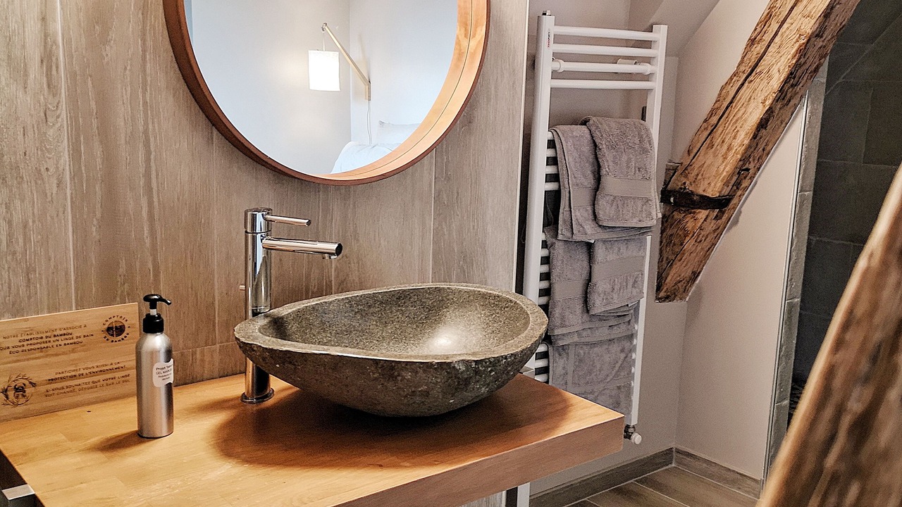 Photo of Bathroom in Villeneuve-sur-Yonne