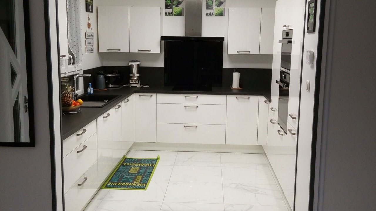 Photo of Kitchen in Saint-Laurent-La-Vernede
