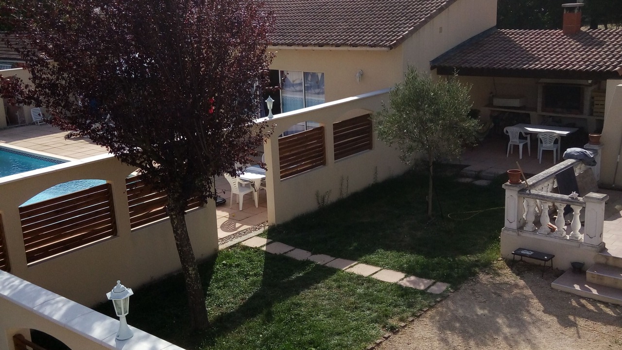 Photo of Patio Balcony in Saint-Laurent-La-Vernede