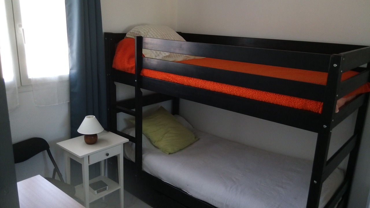 Photo of Bedroom in Saint-Laurent-La-Vernede