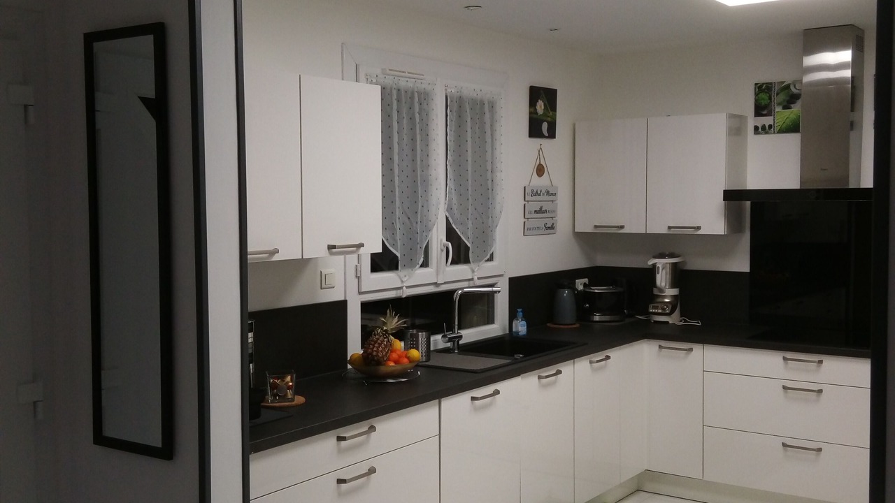 Photo of Kitchen in Saint-Laurent-La-Vernede