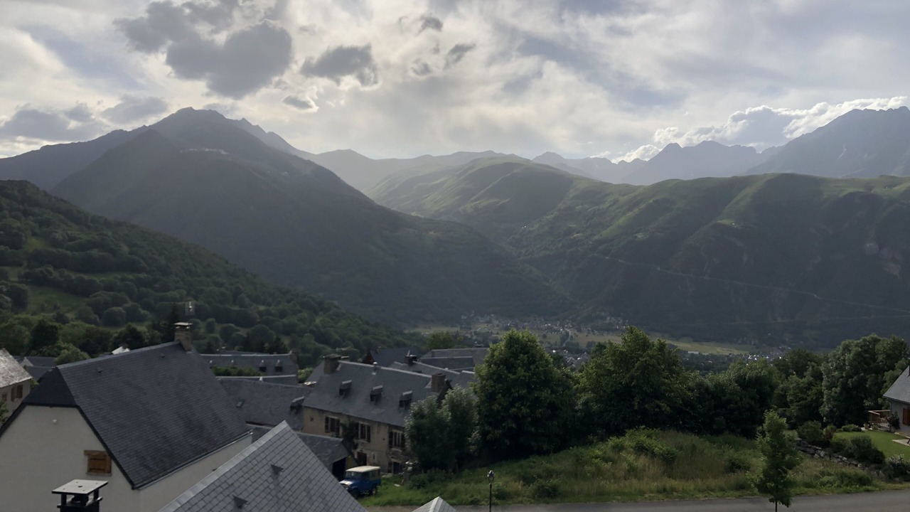 Photo of Outdoor in Azet