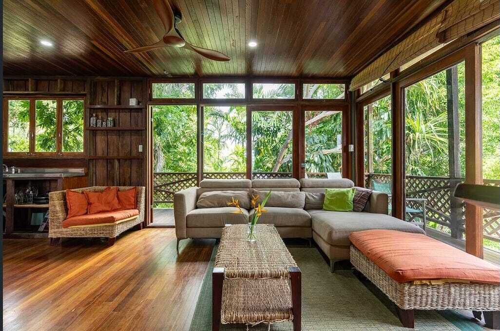 Photo of Livingroom in Seventeen Seventy