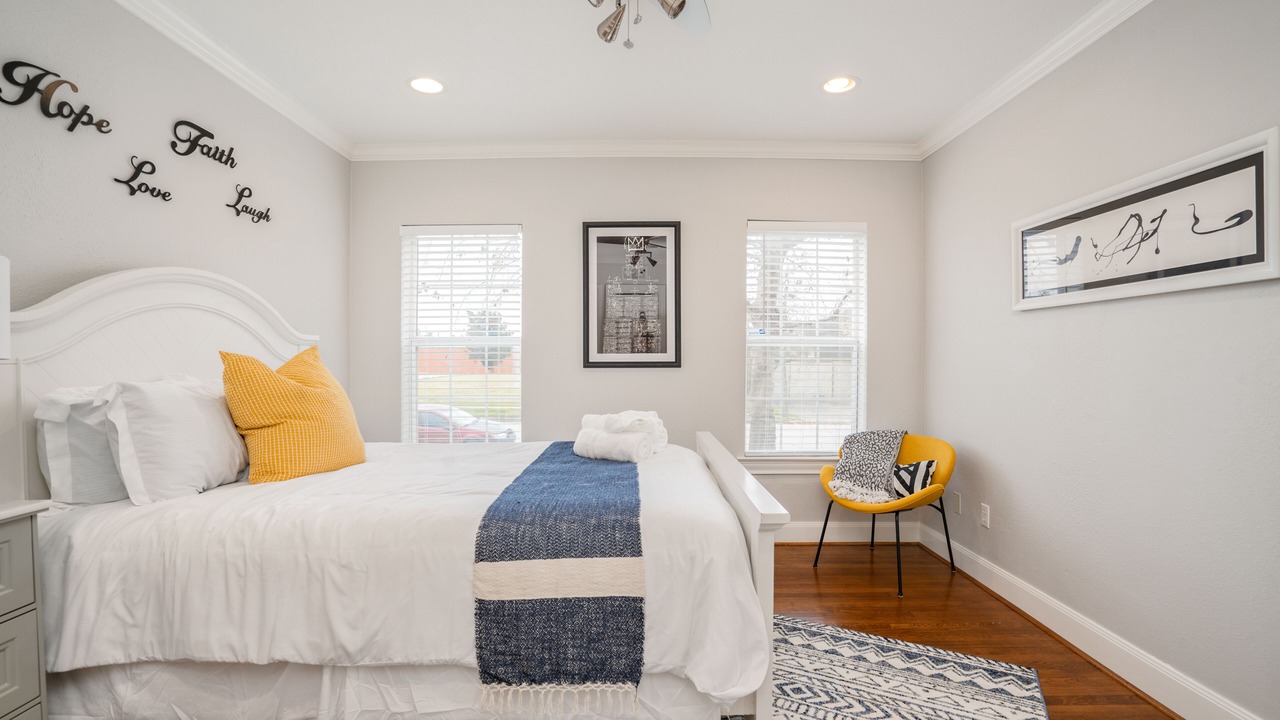 Photo of Bedroom in South Central Houston