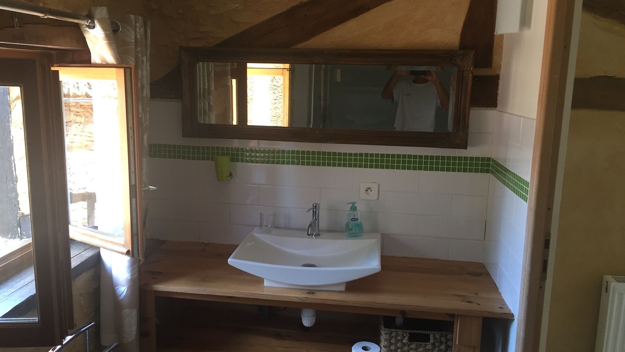 Photo of Bathroom in Saint-Front-sur-Lemance