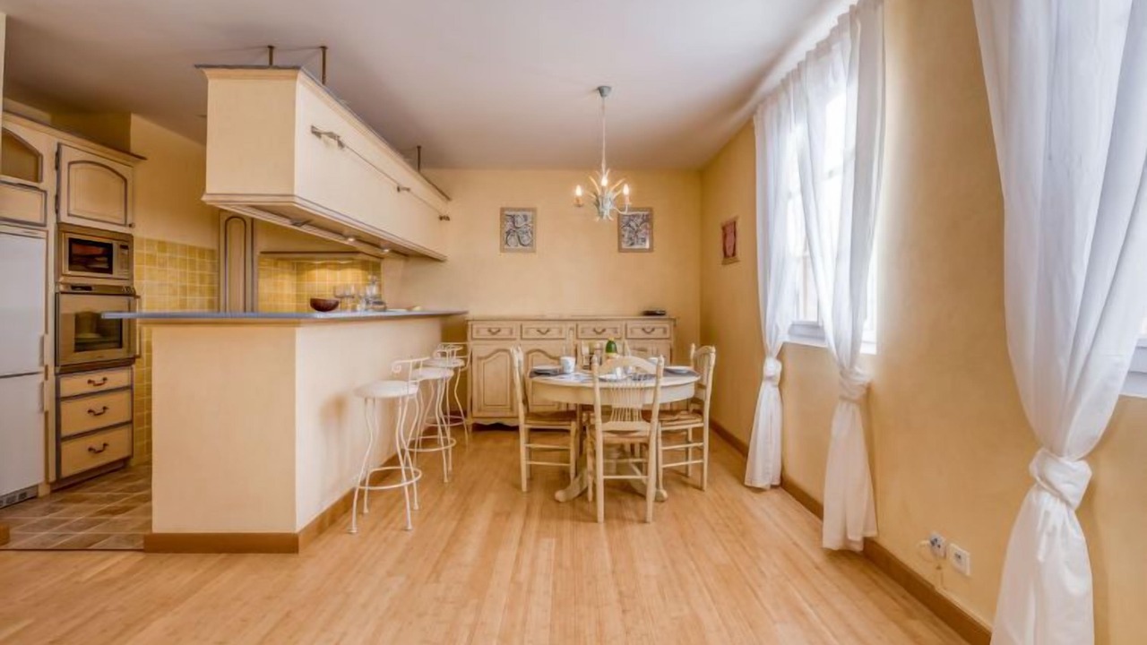 Photo of Bedroom in Saint-Tropez City Centre