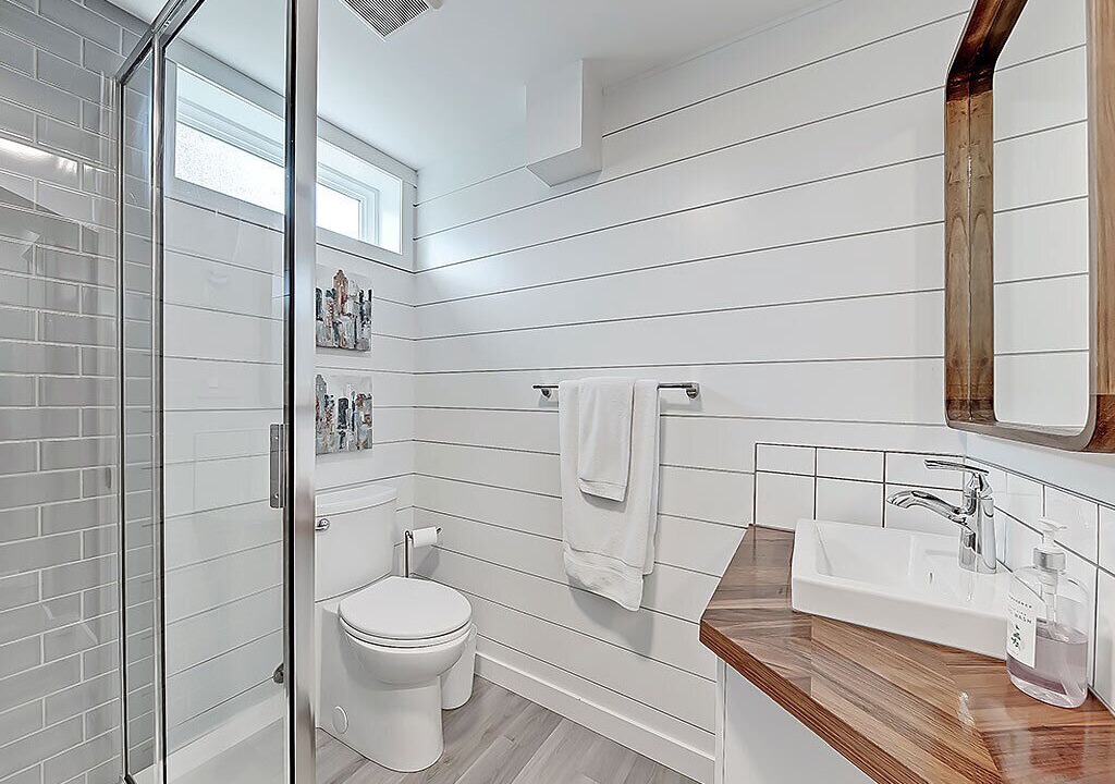 Photo of Bathroom in Southeast Calgary