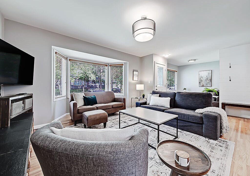 Photo of Livingroom in Southeast Calgary