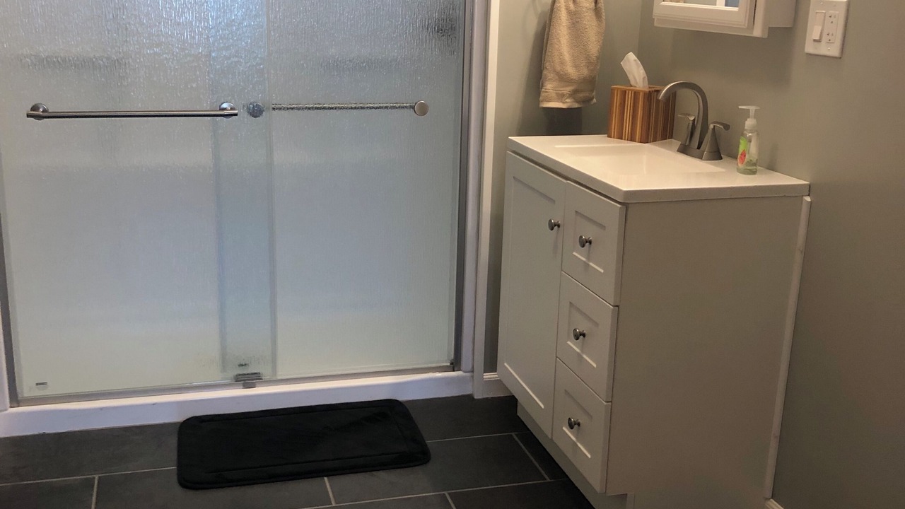 Photo of Bathroom in Lake Erie Beach