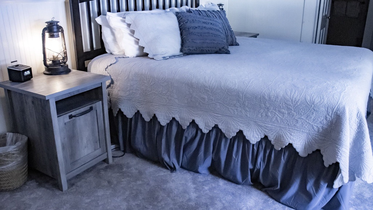 Photo of Bedroom in McCloud