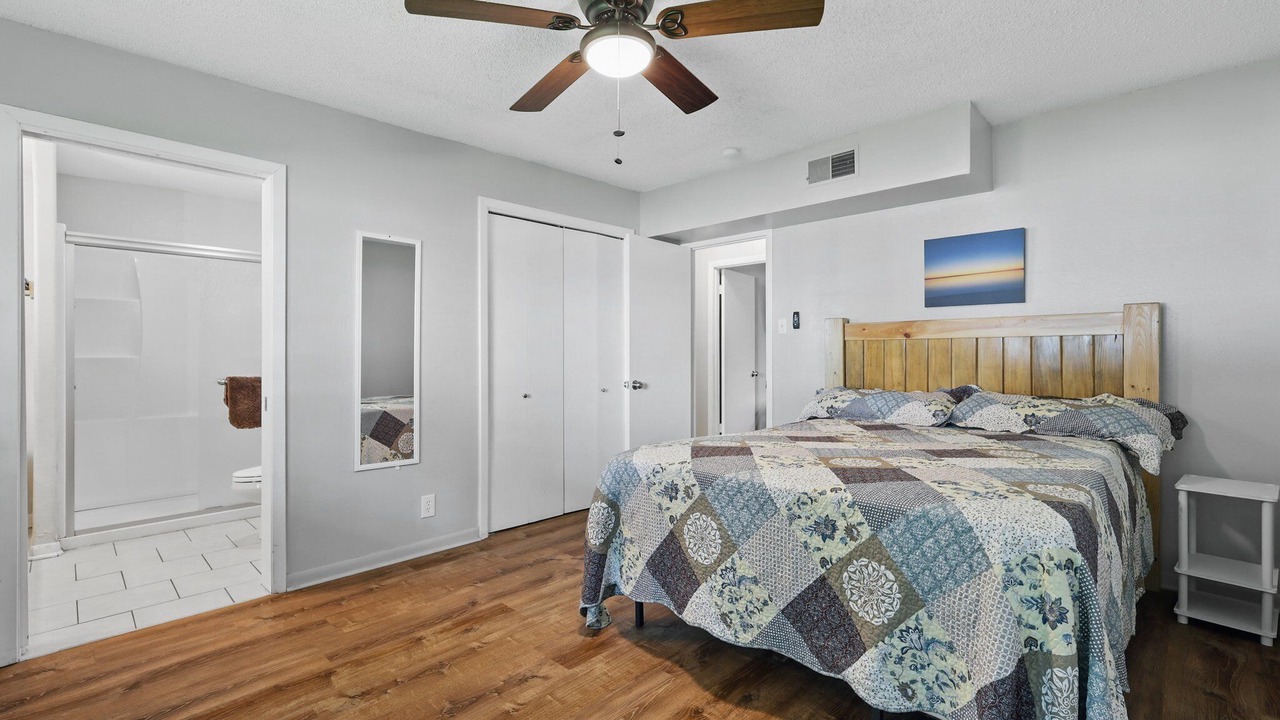 Photo of Bedroom in Quinlan