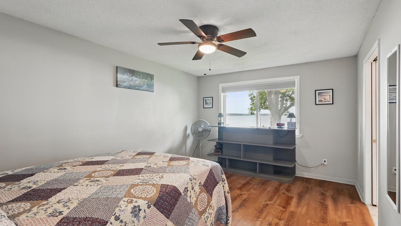 Photo of Bedroom in Quinlan