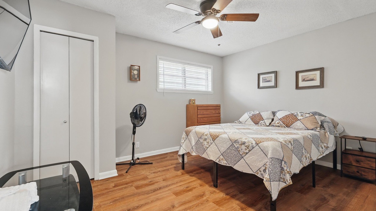 Photo of Bedroom in Quinlan