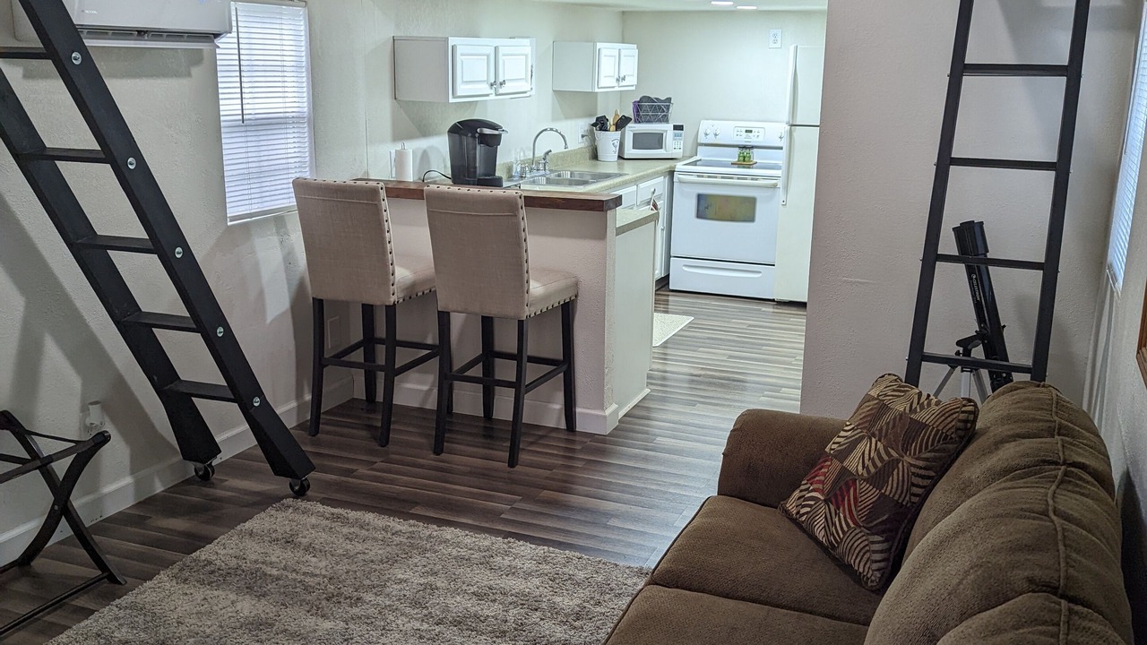 Photo of Livingroom in Yukon