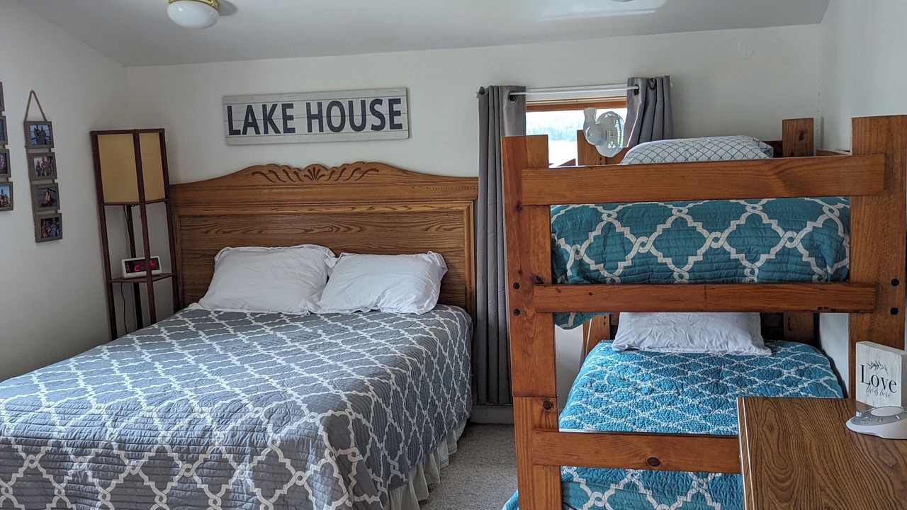 Photo of Bedroom in The Lakes