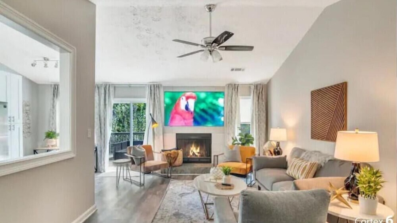 Photo of Livingroom in Kennesaw