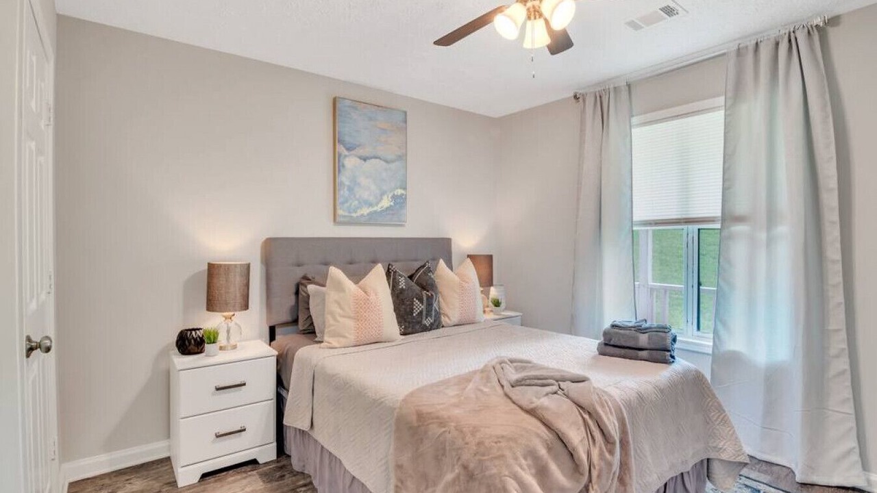 Photo of Bedroom in Kennesaw