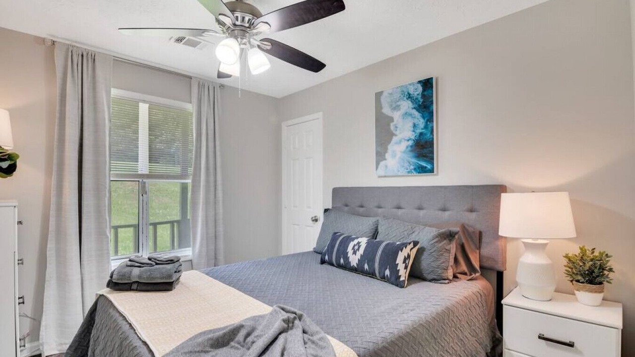 Photo of Bedroom in Kennesaw